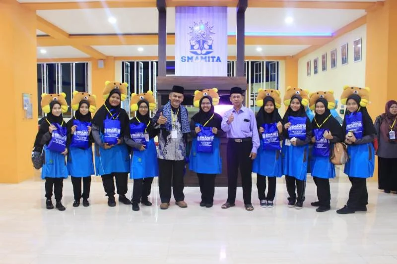 Delegasi Sekolah Melaka Kunjungan Balasan ke Smamita Sepanjang