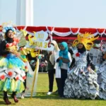 Fashion Show Hari Pahlawan, Peragaan Ini Paling Unik