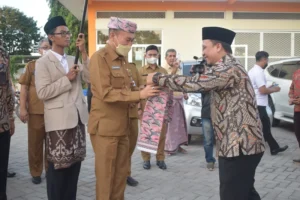 Kepala Dinas Pendidikan Jatim Disambut Rebana dan Pasbrama di Acara Ini