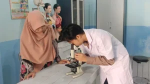 Siswa Smamsi Ujian Praktik Biologi
