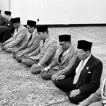 3 Fase Keagamaan Bung Karno: dari Muslim KTP Jadi Muslim yang Yakin