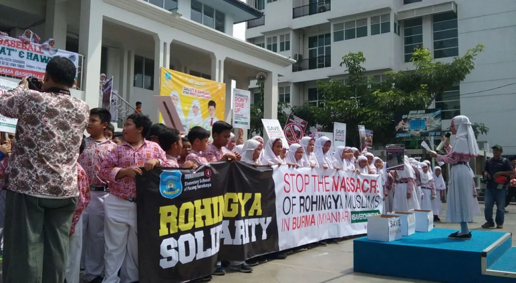 Terkumpul Rp 7,1 Juta, Aksi Solidaritas Siswa SD Muhammadiyah 4 Surabaya untuk Muslim Rohingya