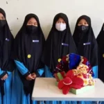 Santri Belajar Merangkai Hantaran, Hasilnya Luar Biasa