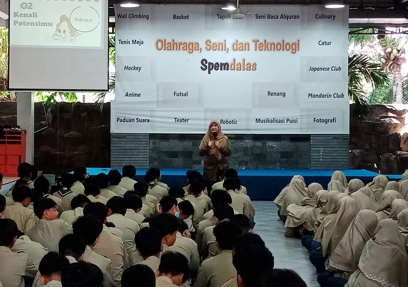 PLPK Smamio Ajak Siswa Spemdalas Jadi Remaja Sukses