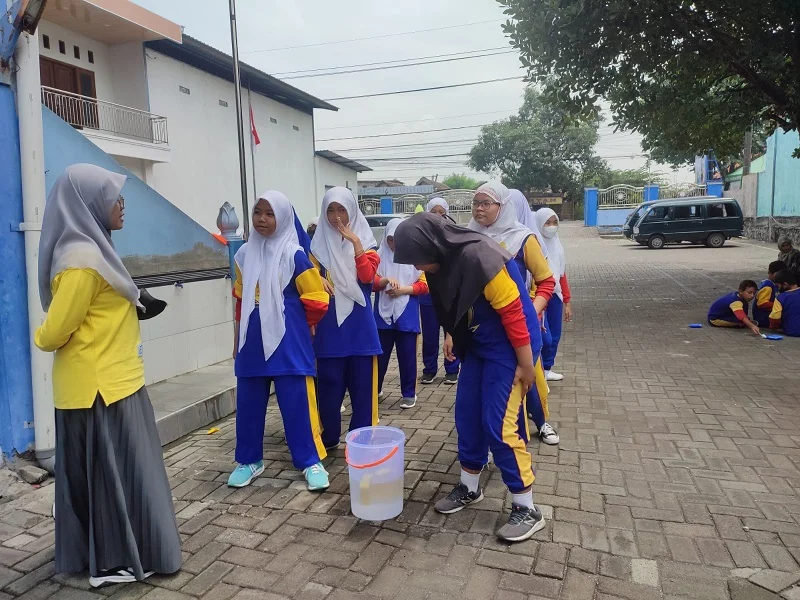 Bersama Spemdalas, Siswa Sekolah Kreatif Menganti Bermain Mini Outbound