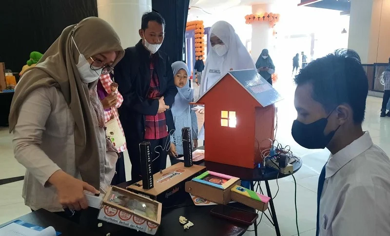 Vacum Cleaner dan Buzz Wire Game Spemdalas Ramaikan Ginofest 2022