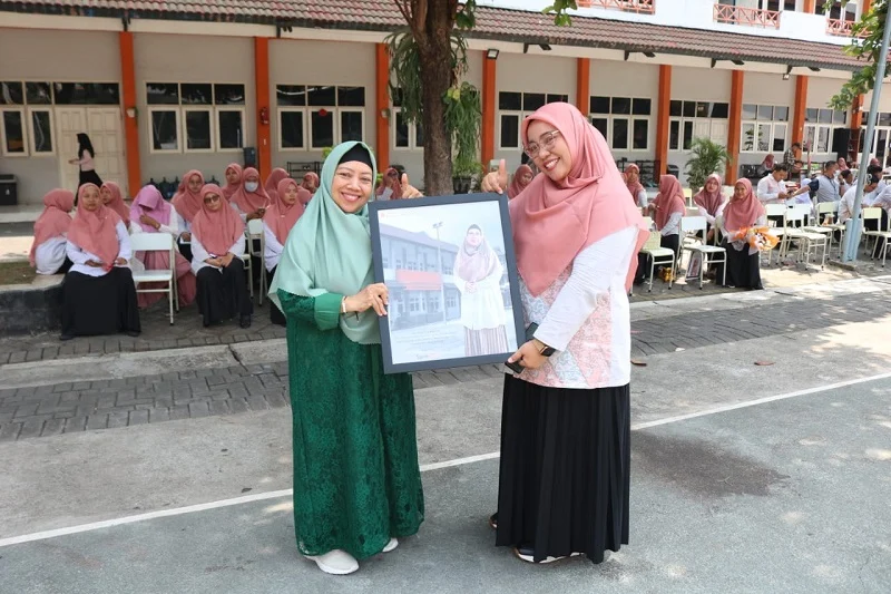 Hari Guru Nasional, Spemdalas Hadirkan Tamu Spesial