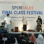 Kritik Masyarakat Urban, Teater Akar Spemdalas Tampilkan Gegerungan di Final Class Festival