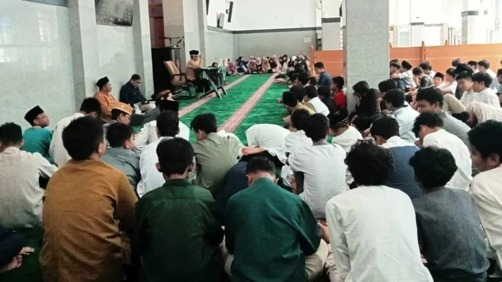 Spemutu Peringati Isra Mi’raj dengan Pawai dan Pengajian