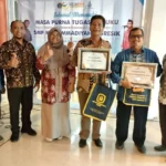 Dua Guru Spemutu Purnatugas