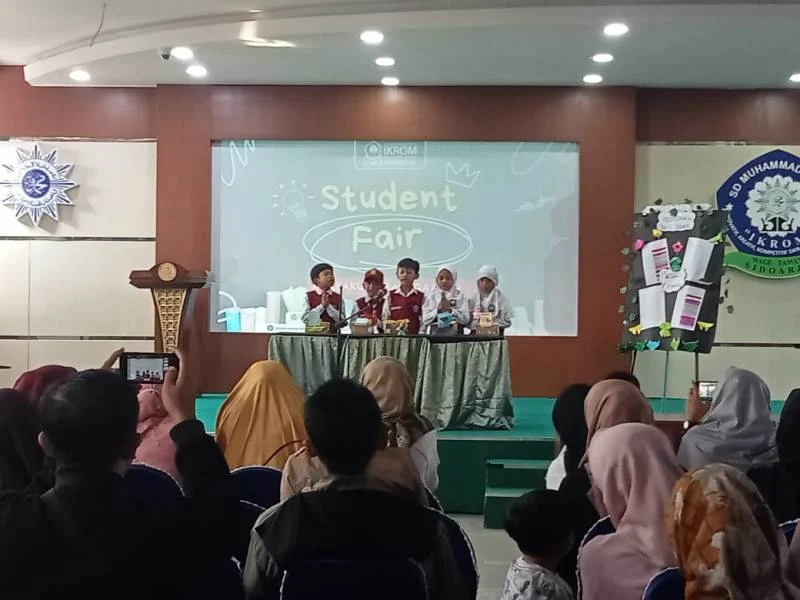 Student Fair SD Ikrom, Anak Kelas1 Berani Presentasi