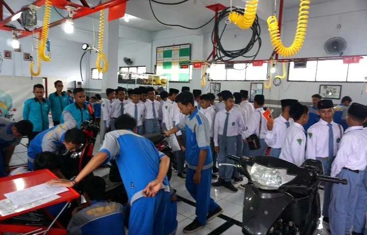 Ke SMK Muda, Begini Kesan SMK Manbaul Ulum Bondowoso