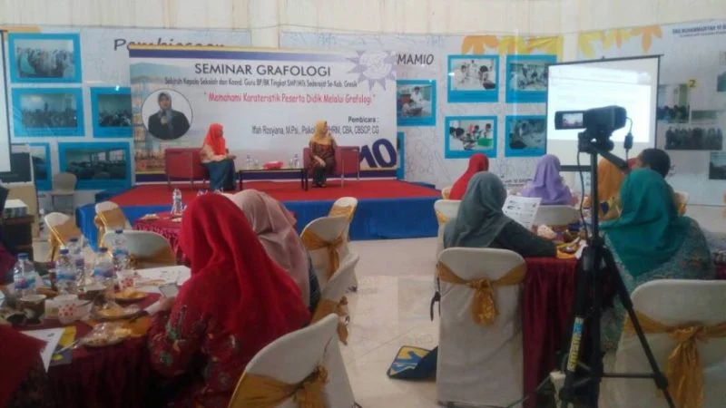 Begini Cara Memahami Karakteristik Orang lewat Tulisan Tangan