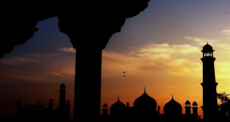 Munas Tarjih Koreksi Waktu Subuh Mundur 8 Menit