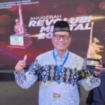 SMAMX Terima Anugerah Revolusi Mental