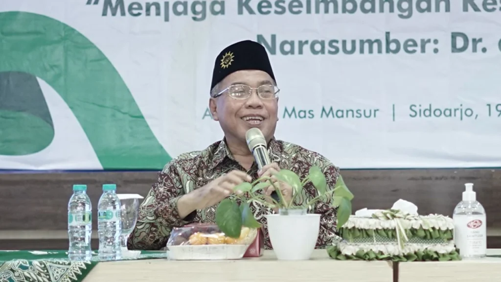 Perbedaan Risiko Obesitas antara Wanita dengan Pria