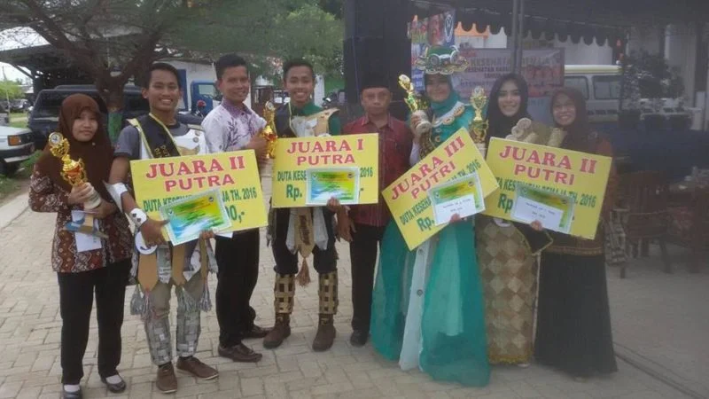 SMA Muhammadiyah 1 Sumenep Sukses Ukir Prestasi dengan Borong 4 Piala