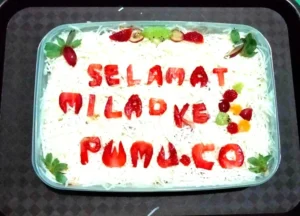 Surprise Salad Buah Ucapan Milad Ke-6 PWMU.CO