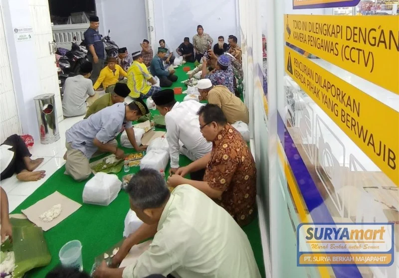Suryamart Mojosari Syukuran Jelang Grand Opening