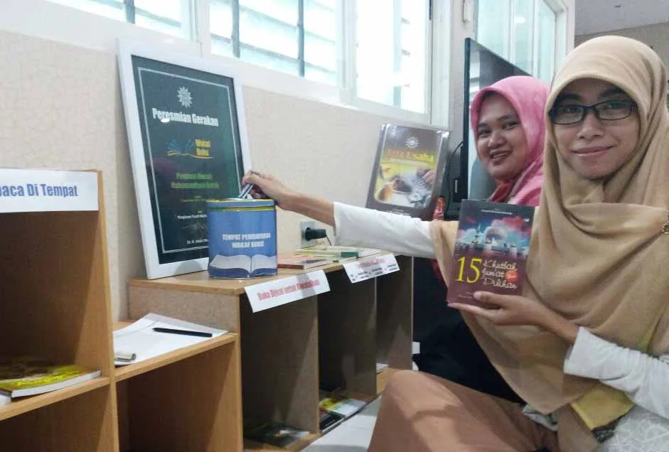 Ayo! Wakaf Buku Sistem Swalayan di Perpustakaan Khizanah Al-Hikmah Gresik