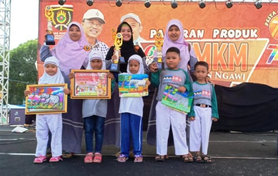 Siswa Aisyiyah Rajai Lomba Menggambar Dinas Koperasi HUT ke-660 Ngawi