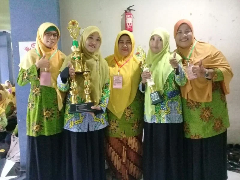 Lomba Administrasi Sekolah, TK Aisyiyah 5 Raih Juara 1 se-Surabaya