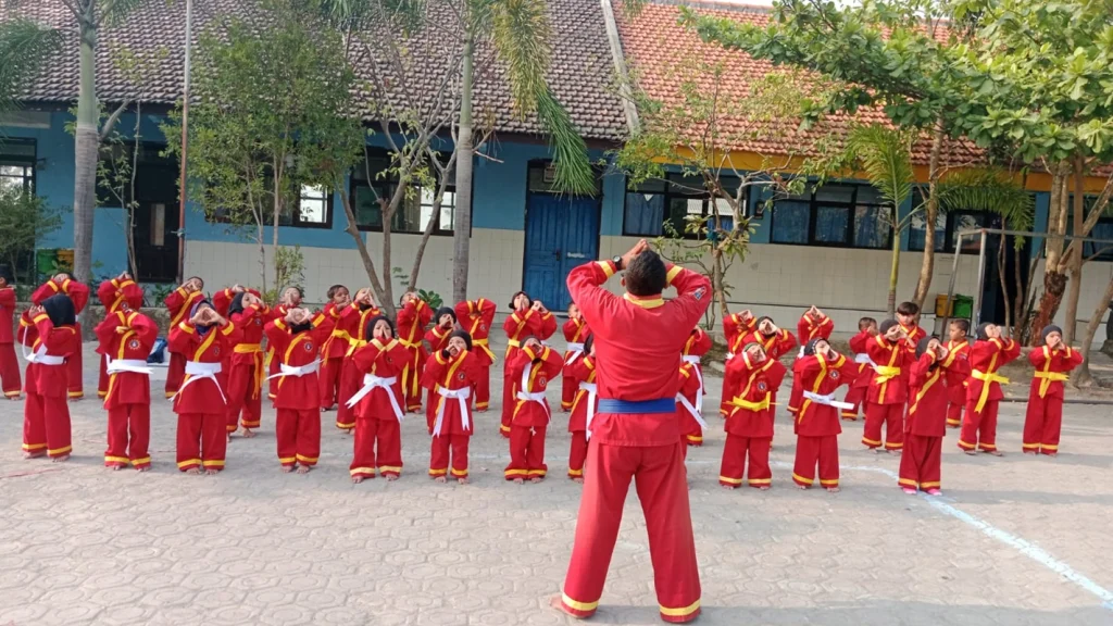Siswa TK Aisyiyah Ikuti Ekstra Tapak Suci