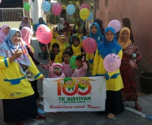 TK Aisyiyah Panji Rayakan Milad ABA 100 Tahun dengan Jalan Sehat