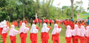 Meski Berhonor Rp 100 per Bulan: Guru MIM Ini seperti Digaji Rp 1 Juta, yang Rp 900 Ribu adalah Infak: Kisah Perjuangan Sekolah Laskar Pelangi di Tengah Gemerlap Metropolitan (2)