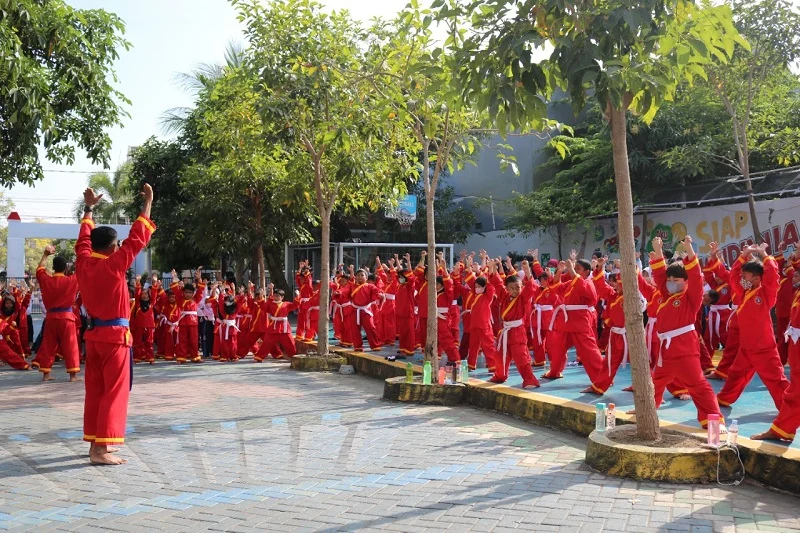 SD Berlian School Menggelar Tapak Suci Day