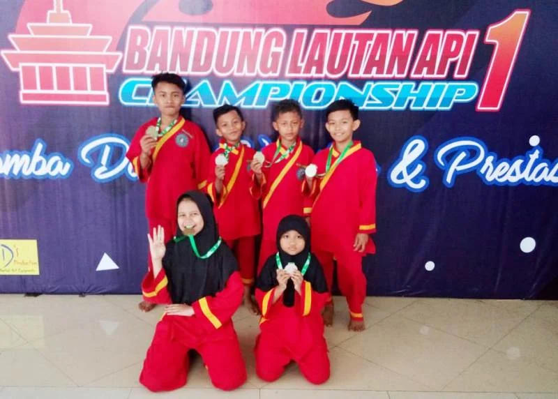 Enam Pesilat Sekolah Ini Raih 4 Medali Emas dan 2 Perak