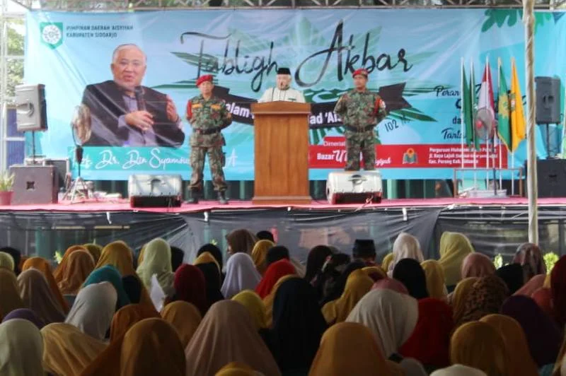 Din Syamsuddin Bicarakan Perempuan dalam Tabligh Akbar di Porong