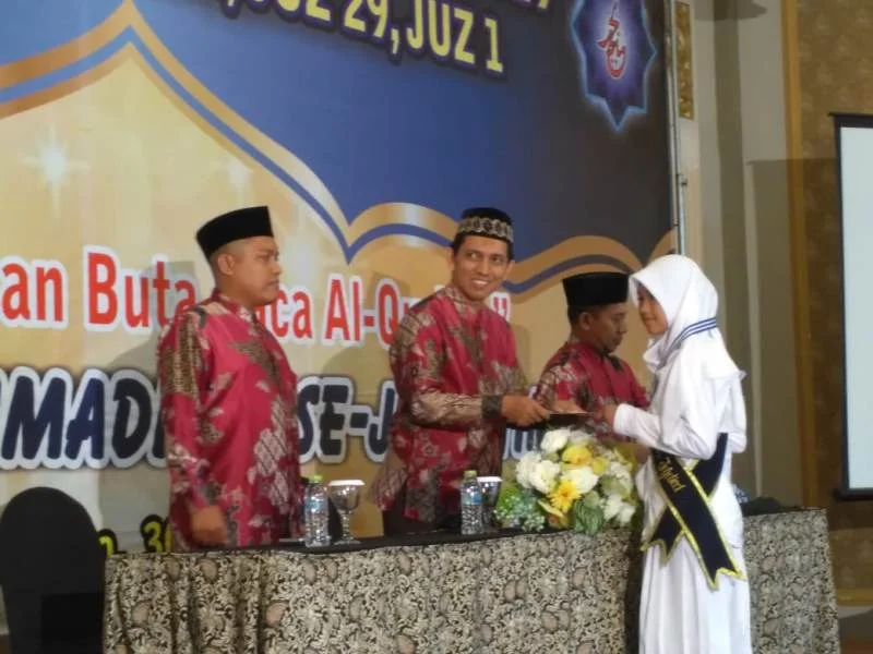 Tajdied Center Wisuda Ratusan Penghafal Alquran