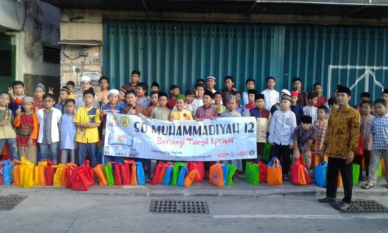 Usai Ikuti Darul Arqam, Anak-Anak Ini Turun ke Jalan