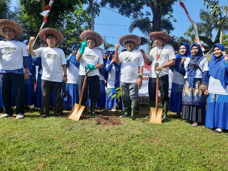 Penanaman 10 Juta Pohon Merambah ke Kalsel