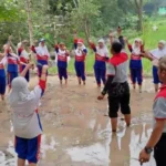 Diajak Tanam Padi, Anak Ini Ingin Jadi Menteri Pertanian