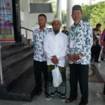 Bersarung dan Bersepatu, Pria Ini Tarik Perhatian Peserta Kajian Ramadhan Muhammadiyah Jatim