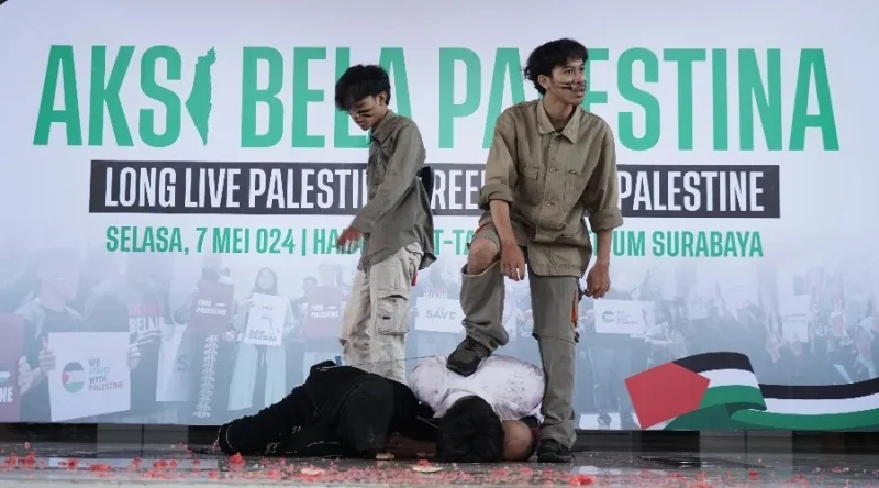 Aksi Nasional Bela Palestina di UMSurabaya, Ada Teatrikal dan Baca Puisi