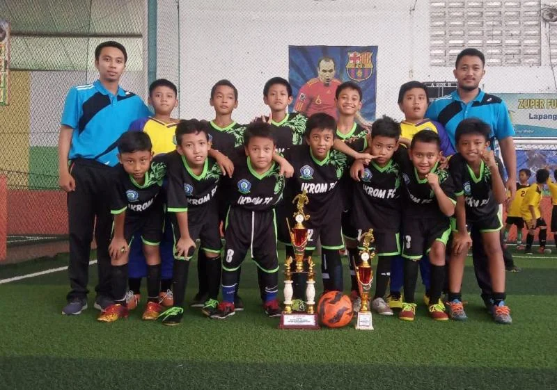 Tim Futsal Ikrom Juarai Pertandingan di Sport Olympiad