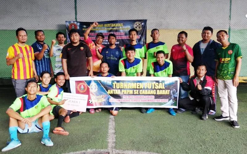 Pemain Persela Birrul Walidain Meriahkan Turnamen Futsal