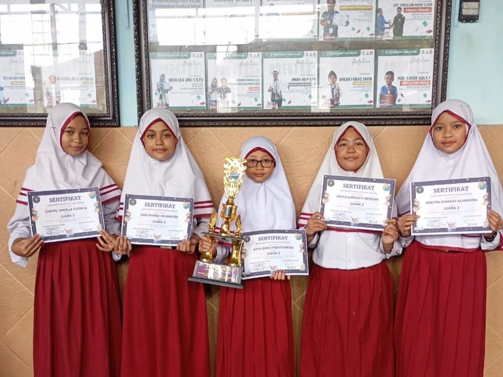 Tim Senam SD Muhammadiyah 1 Kota Malang Raih Juara 2 di Ajang Senam Anak Hebat