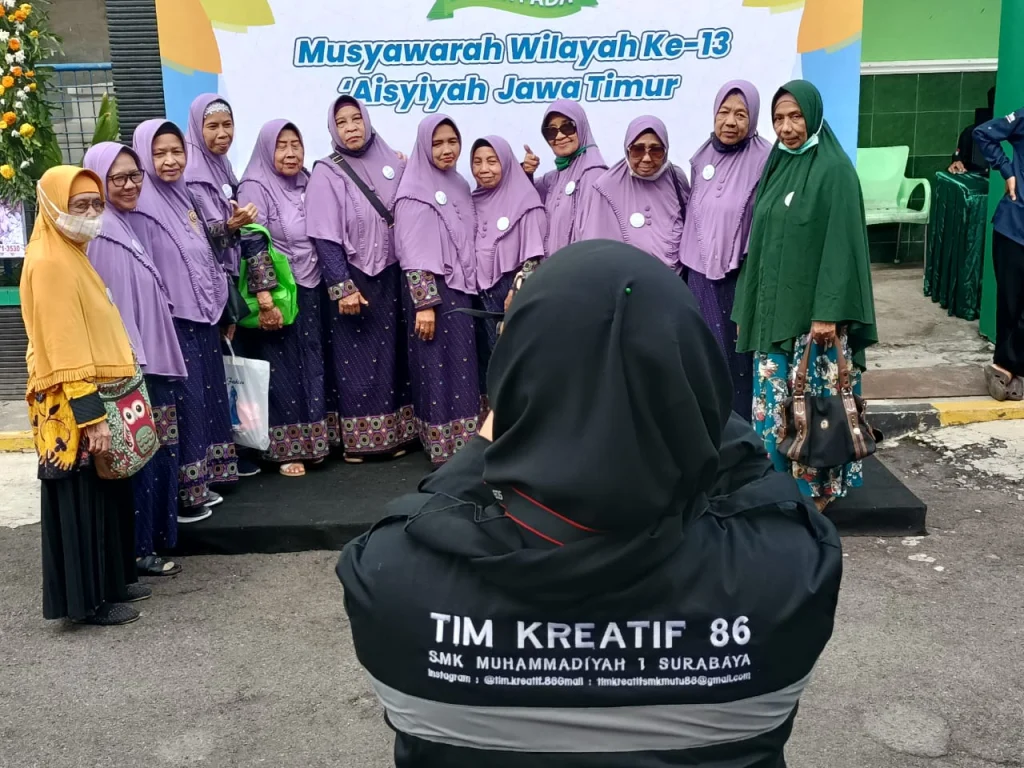 Saat Tim Kreatif 86 SMK Mutu Surabaya Terjun di Musywil Aisyiyah