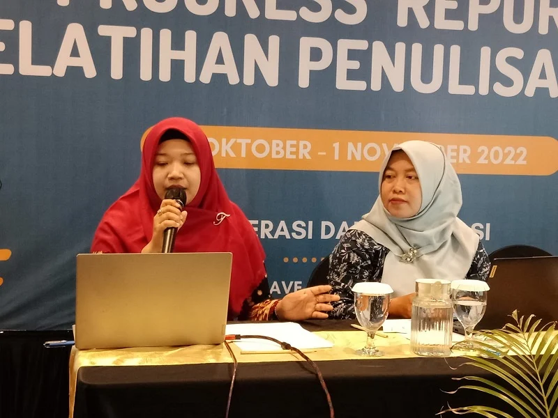 Kantin Literasi dan Wit Ongko di Pelatihan Penulisan Opini