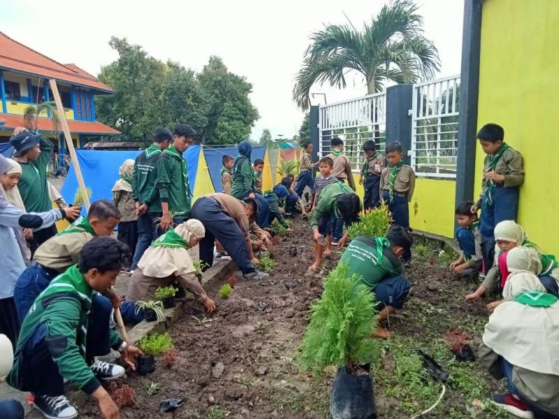 Siswa MI Ikut Gardapati, Begini Asyiknya