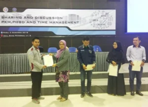 Inilah Kiat Kuliah, Bekerja, dan Jadi Aktivis Bisa Jalan Serempak hingga Lulus
