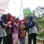 UMM Berbagi Bersama Warga Kampung Wisata 1000 Topeng Kota Malang