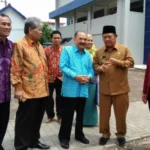 Dukung KKN Posdaya UMSIDA, Bupati Sidoarjo dan Baznas Patungan Beli Bibit
