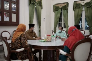 Rektor Umsida Safari ke Bupati Bicarakan Fakultas Kedokteran