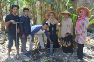 Datangi Desa Pagerngumbuk, Ini yang Dilakukan Tiga Dosen Umsida
