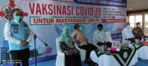 Kepala Dinkes Sulsel Tinjau Vaksinasi Covid-19 di RS Unismuh